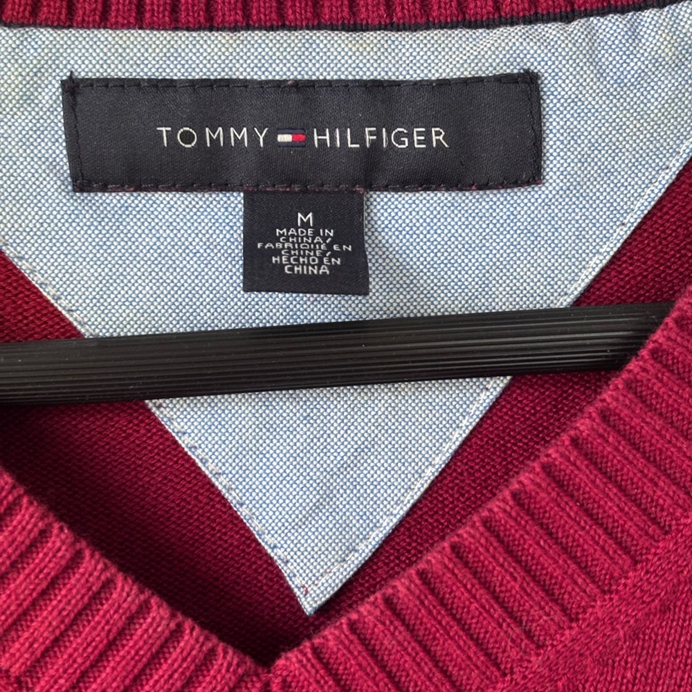 Tommy Hilfiger Men's Sweater - Picture 3 of 5